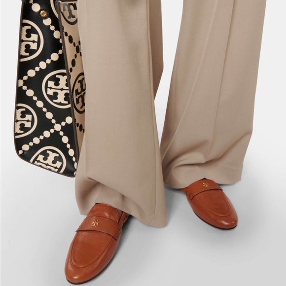 Tory Burch Ballet Bourbon Brown Leather Gold Logo Embellished Loafers - Picture 2 of 16